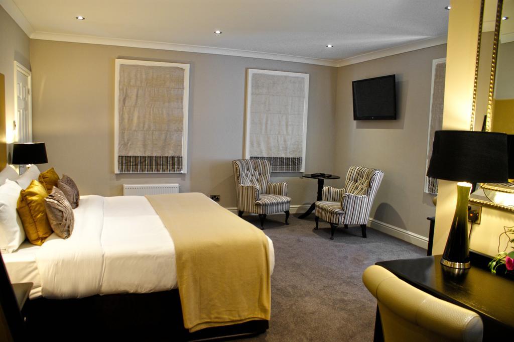 Hotel The Wyastone Cheltenham Exterior foto